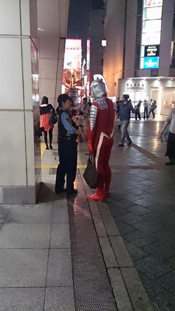 ウルトラマン目黒駅で目撃情報 円谷プロは 見たという通行人はやらせ たっくんの気になった日々