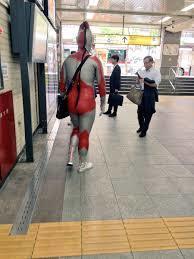 ウルトラマン目黒駅で目撃情報 円谷プロは 見たという通行人はやらせ たっくんの気になった日々